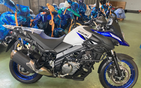 SUZUKI DL650 ( V-Strom 650 ) 2024 C733M