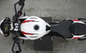 TRIUMPH STREET TRIPLE S 2022