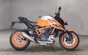 KTM 1290 SUPER  DUKE R V3940