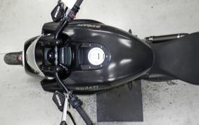 DUCATI DIAVEL Carbon 2011