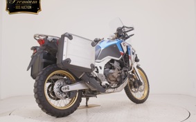 HONDA CRF1000L AFRICA TWIN DCT 2018 SD04
