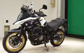 SUZUKI DL650 ( V-Strom 650 ) XTA 2022 C733A