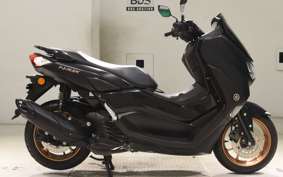 YAMAHA N-MAX 2001 SEG6J