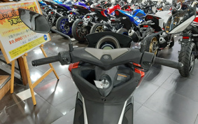 YAMAHA N-MAX SE86J