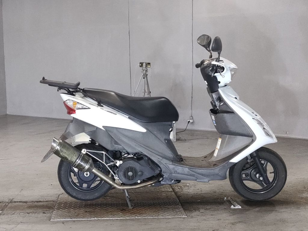 Фото Suzuki ADDRESS V125 с японского аукциона