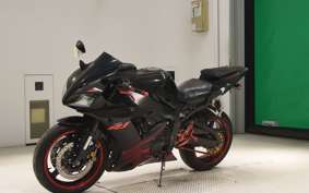 YAMAHA YZF-R1 2004