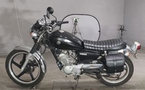 YAMAHA YB125SP PCJL