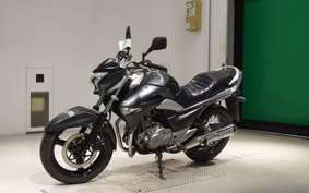 SUZUKI GSR250