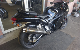 SUZUKI GSX1300R HAYABUSA 2003 GW71A