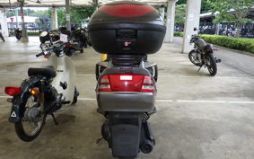 SUZUKI SKYWAVE 250 (Burgman 250)