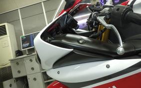 YAMAHA YZF-R1 2010