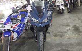 KAWASAKI ZX-25R ZX250E