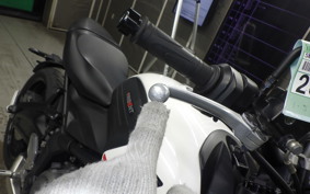 TRIUMPH TRIDENT 660 2021