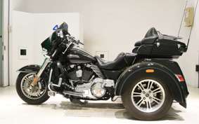 HARLEY FLHTCUTG TRIKE 2014