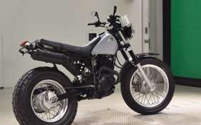 YAMAHA TW225 DG09J