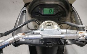 YAMAHA MAJESTY 125 SE27