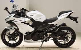 KAWASAKI NINJA 400 2022 EX400L