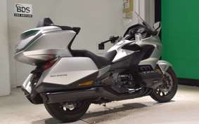 HONDA GL 1800 GOLD WING TOUR SC79