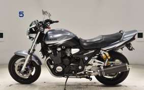 YAMAHA XJR1300 2018 RP03J