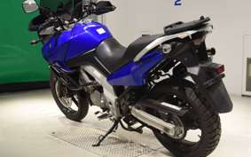 SUZUKI Vｽﾄﾛｰﾑ650 2005