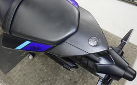 YAMAHA MT-25