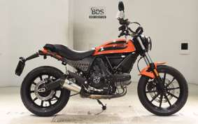 DUCATI SCRAMBLER SIXTY2 2016