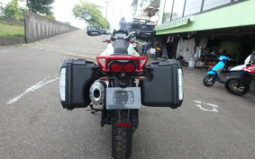 MOTO GUZZI V85 TT 2019 ZGUKW