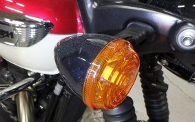TRIUMPH BONNEVILLE T100 2022