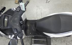 YAMAHA TRICITY 125 SE82J