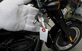 HARLEY FLSTFBS1800 2017