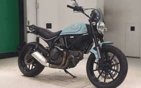 DUCATI SCRAMBLER ICON 2015