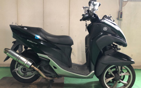 YAMAHA TRICITY 125 SE82J