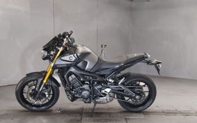 YAMAHA MT-09 RN34J