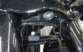 HARLEY FLHXSE 1800CVO 2015