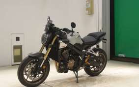HONDA CB650R E-Clutch 2025 RH17