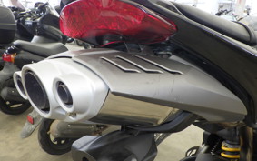 TRIUMPH DAYTONA 675 2009