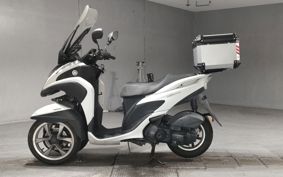 YAMAHA TRICITY 125 SE82J