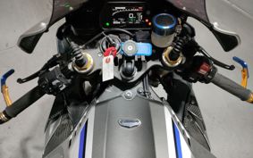 YAMAHA YZF-R1 M 2015 RN40