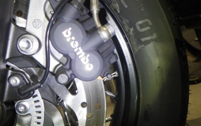 TRIUMPH BONNEVILLE BOBBER 2025