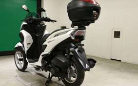 YAMAHA TRICITY 125 A 1999 SE82J