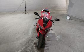 TRIUMPH DAYTONA 675 TMD106