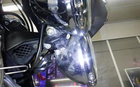 TRIUMPH STREET TRIPLE R 2010