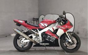 YAMAHA YZF-R1 RN04