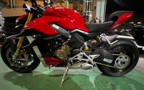 DUCATI STREET FIGHTER V4S 2021 FA00