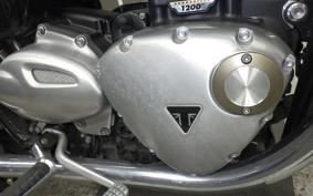 TRIUMPH  TRIUMPH  BONNEVILLE T120 2024