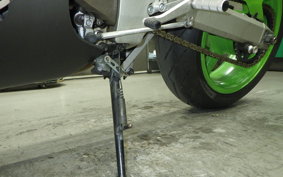 KAWASAKI ZX900R NINJA 2000 ZX900E