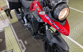 SUZUKI STROM 250 DS11A