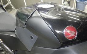 HONDA CBR600RR 2024 PC40