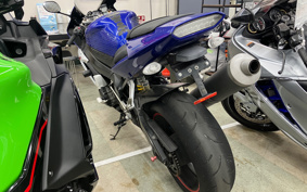 YAMAHA YZF-R1 2002 RN09