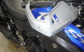 SUZUKI V-STROM 250 A